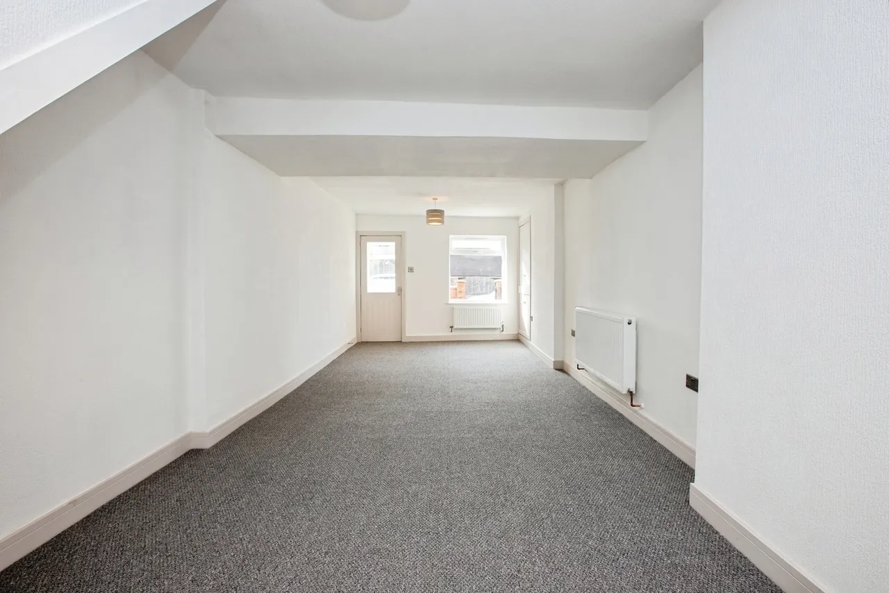 Sutton Road, Huthwaite, NG17, photo 3