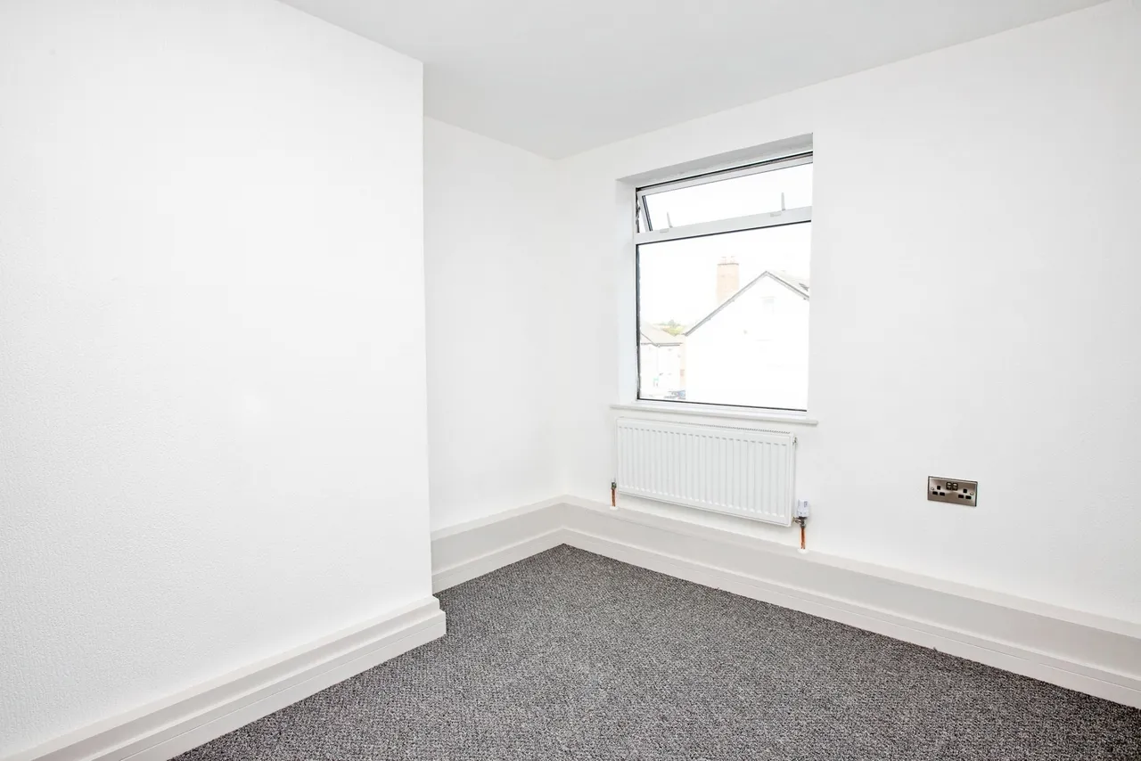 Sutton Road, Huthwaite, NG17, photo 14