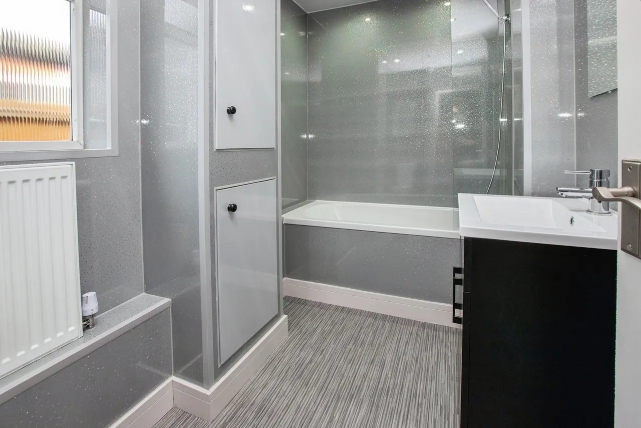 Sutton Road, Huthwaite, NG17, photo 9