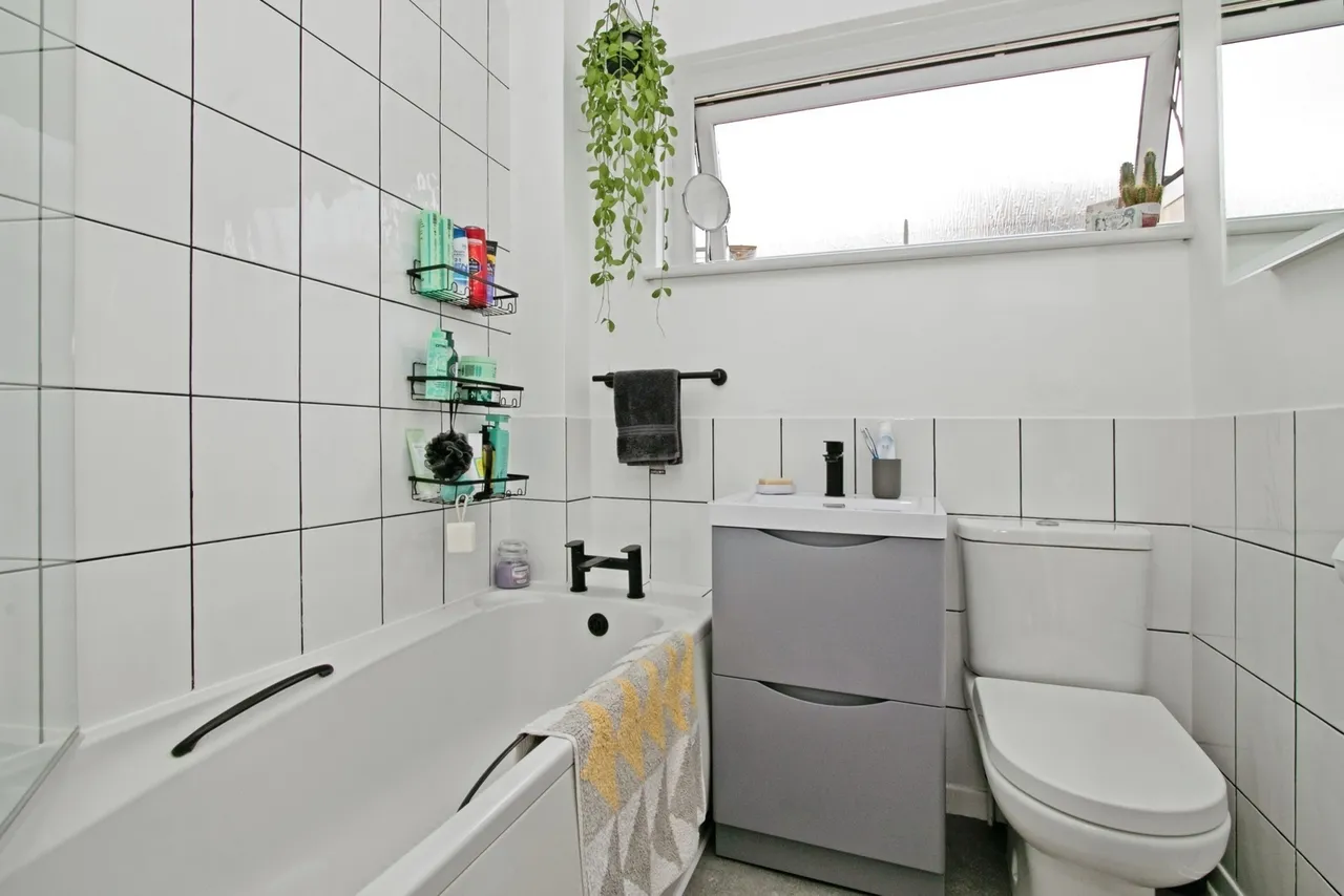 Upland Crescent, Truro, TR1, photo 16