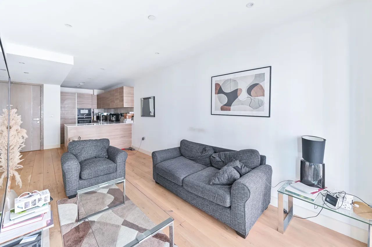 Flat 702, Deveraux House, Duke of Wellington Avenue, London, photo 12