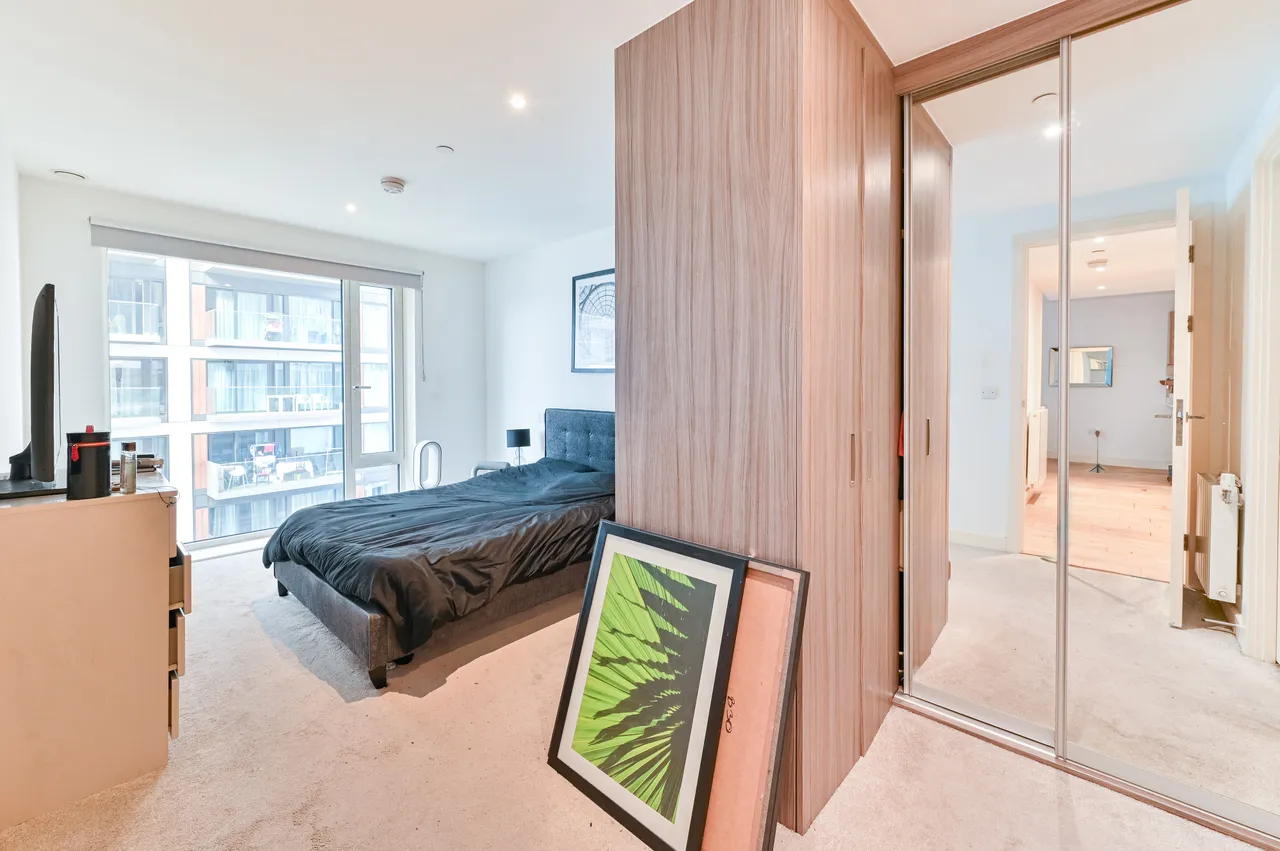 Flat 702, Deveraux House, Duke of Wellington Avenue, London, photo 10