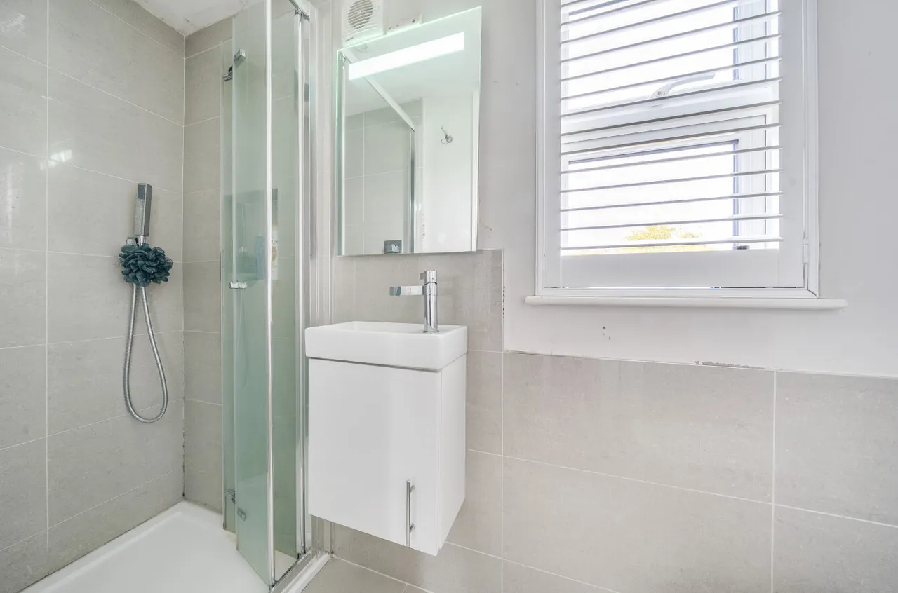Glen Road, Grayshott, GU26, photo 18
