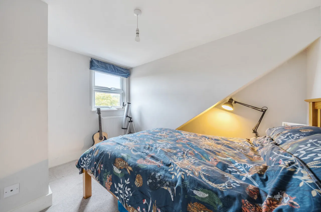 Glen Road, Grayshott, GU26, photo 17