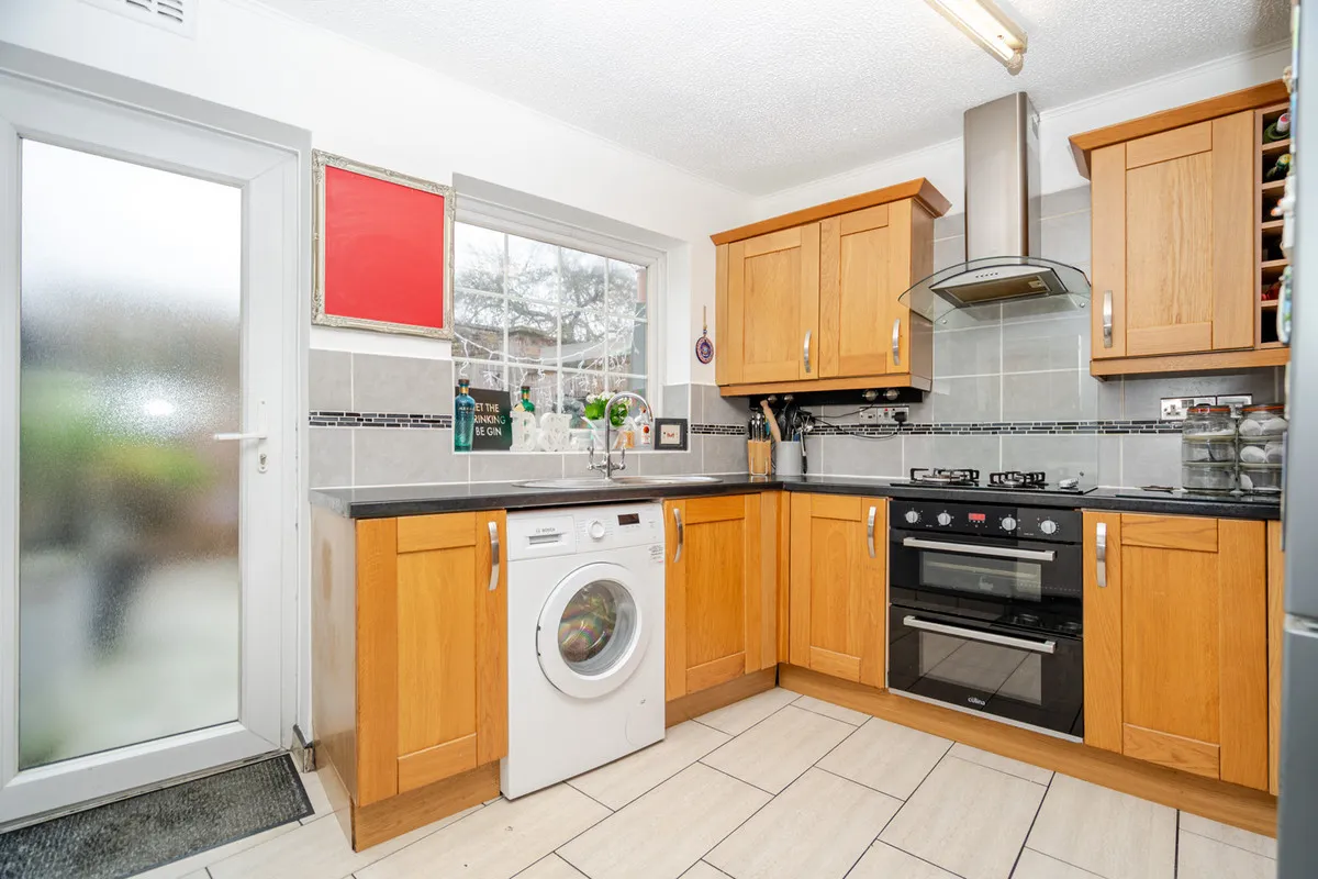Soulbury Road, Linslade, LU7, photo 8
