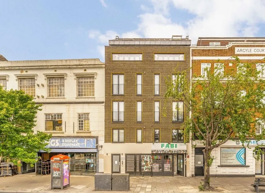 2 bed flat for sale — Seven Sisters Road, Holloway, N7