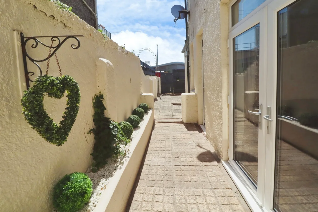 Wellfield Avenue, Porthcawl, CF36, photo 5