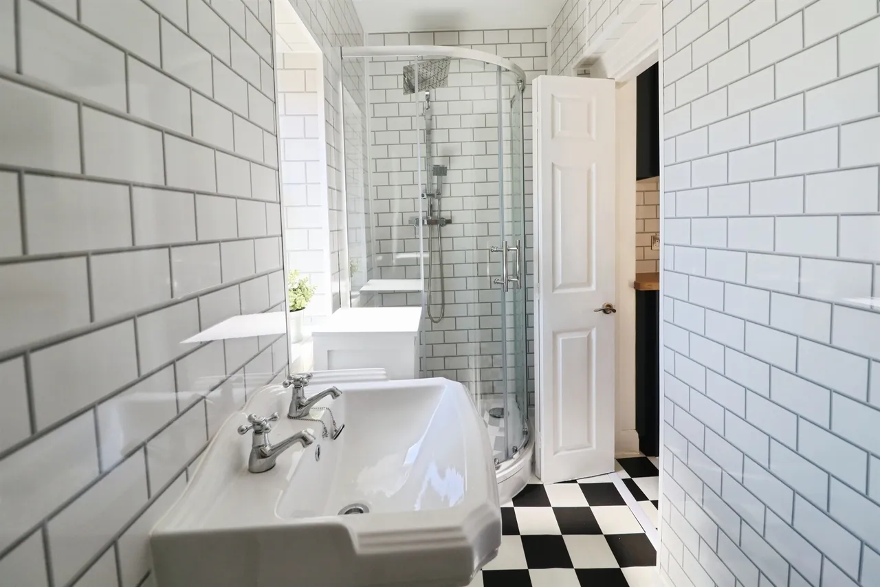 Wellfield Avenue, Porthcawl, CF36, photo 8