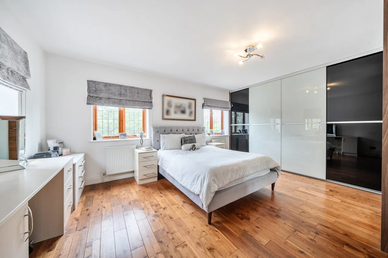Davenham Avenue, Northwood, HA6, photo 7