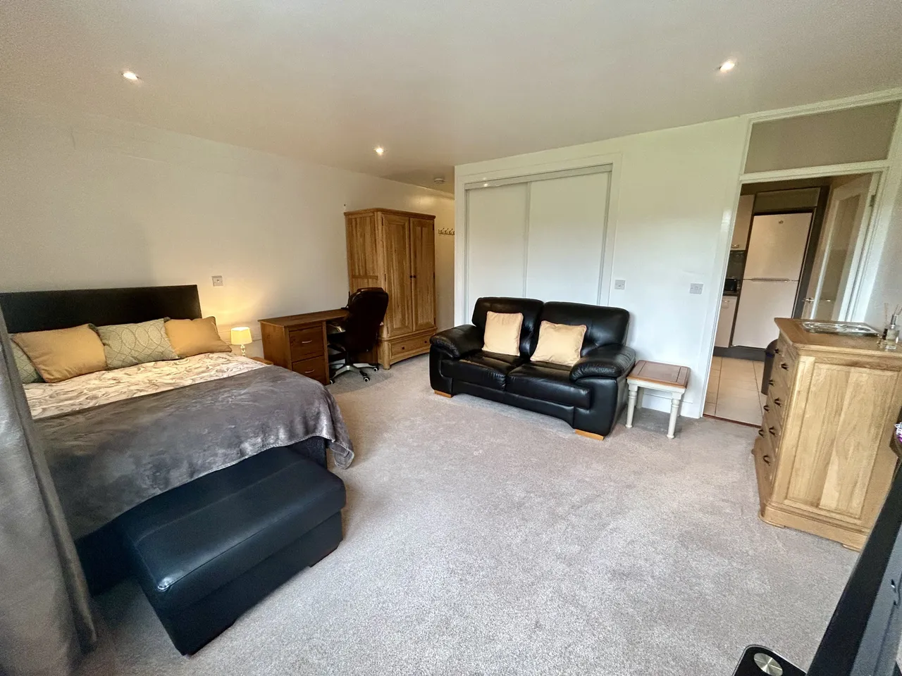 flat to rent — Hartland House, Prospect Place