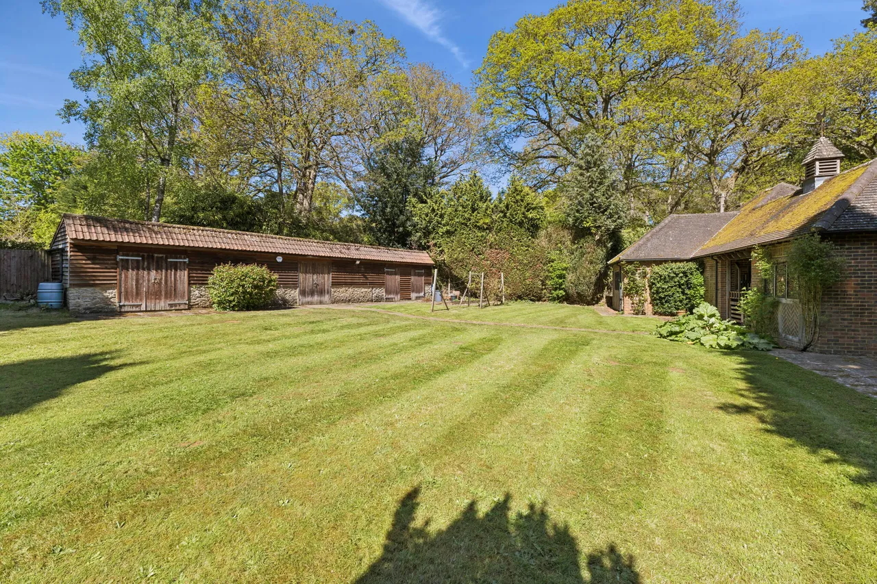 Norney, Shackleford, GU8, photo 4