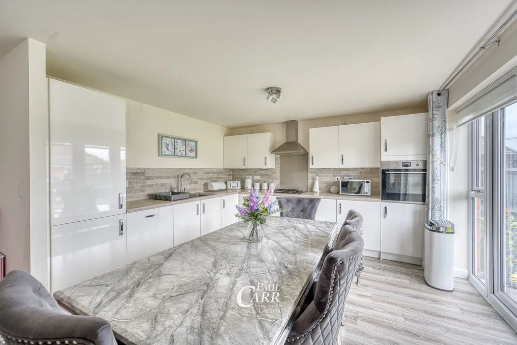 Porter Drive, Hednesford, WS12, photo 4