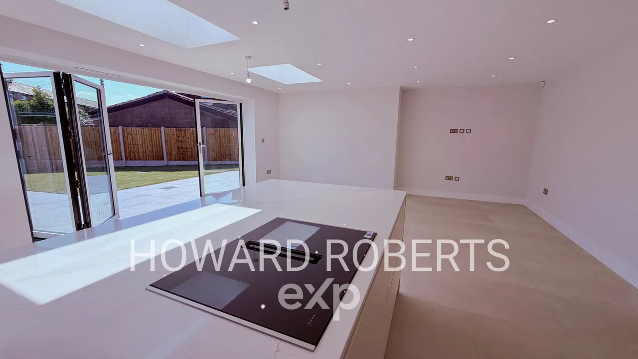 Liverpool Road, Longton Area, PR4, photo 22