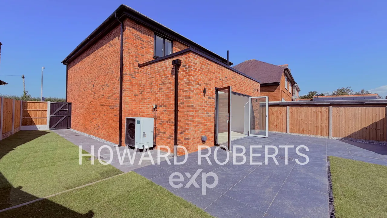 Liverpool Road, Longton Area, PR4, photo 28