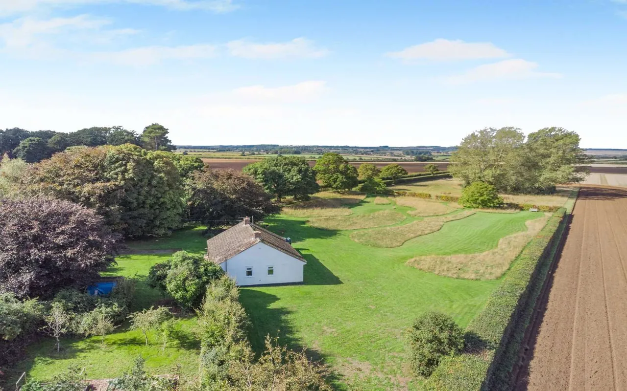Blakeney Road, Near Binham, NR21, photo 2