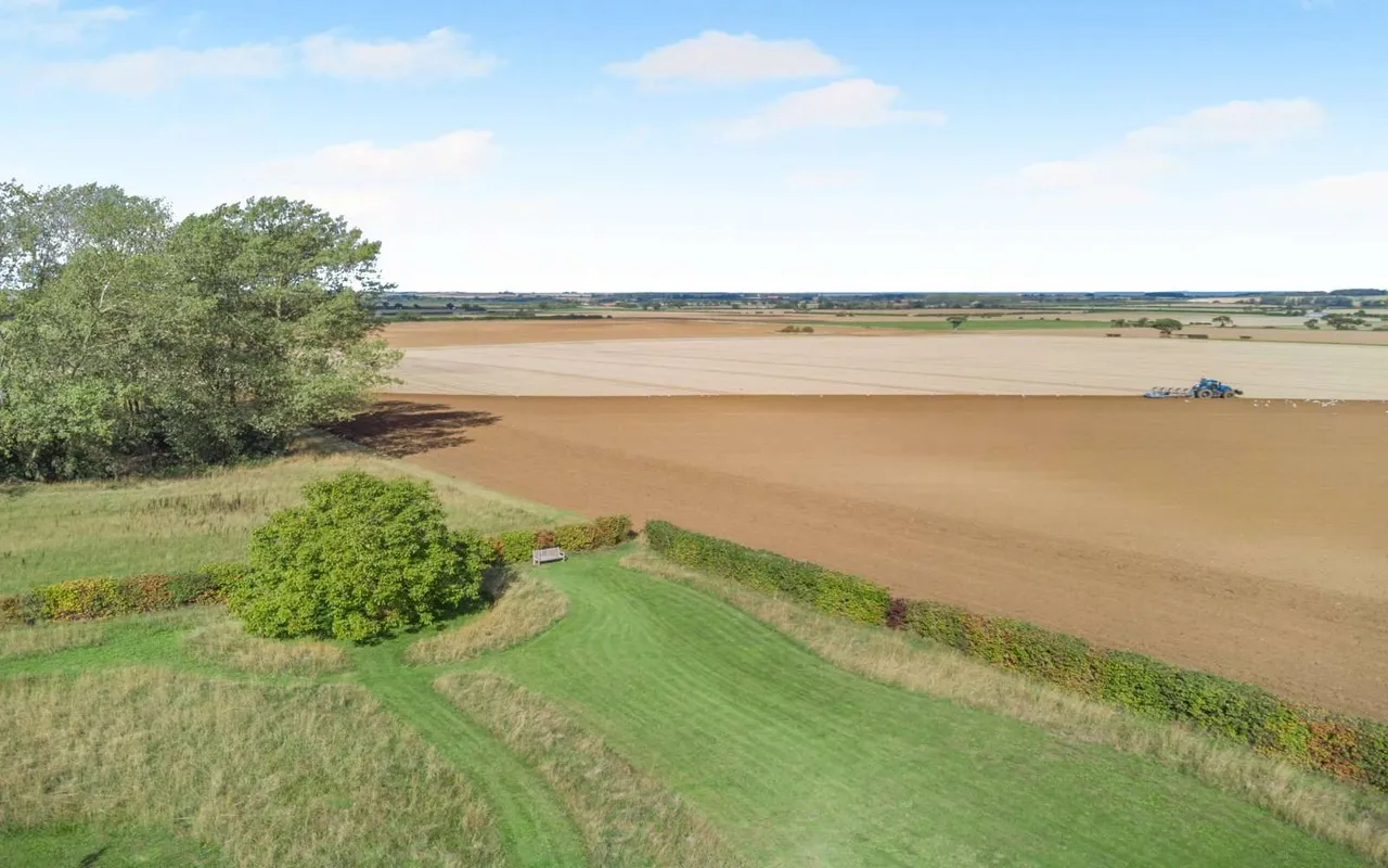 Blakeney Road, Near Binham, NR21, photo 8