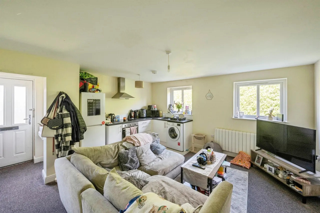 Mcconnel Crescent, New Rossington, DN11, photo 5