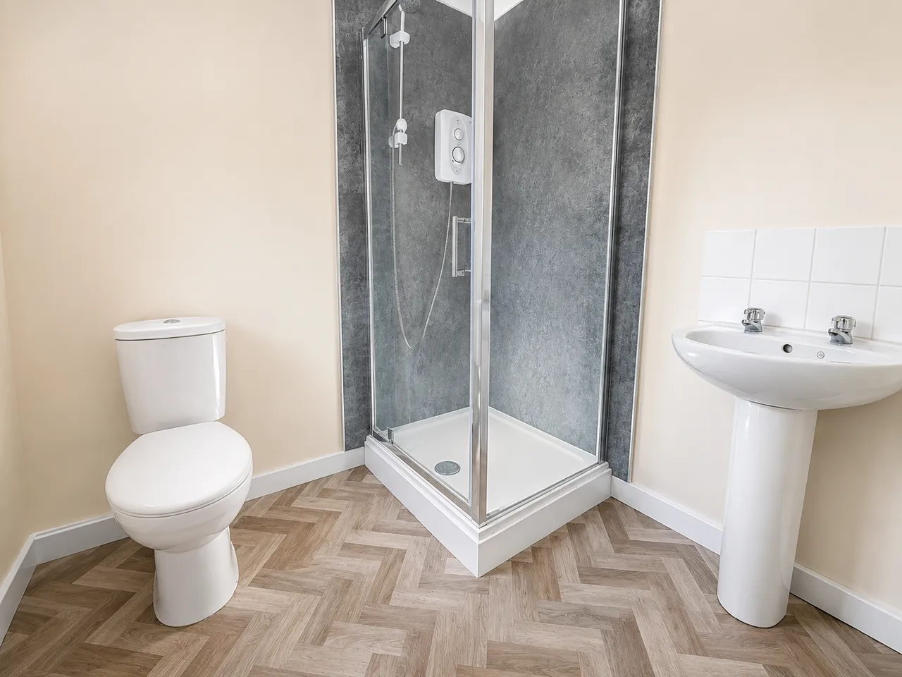 Aire Terrace, Castleford, WF10, photo 3