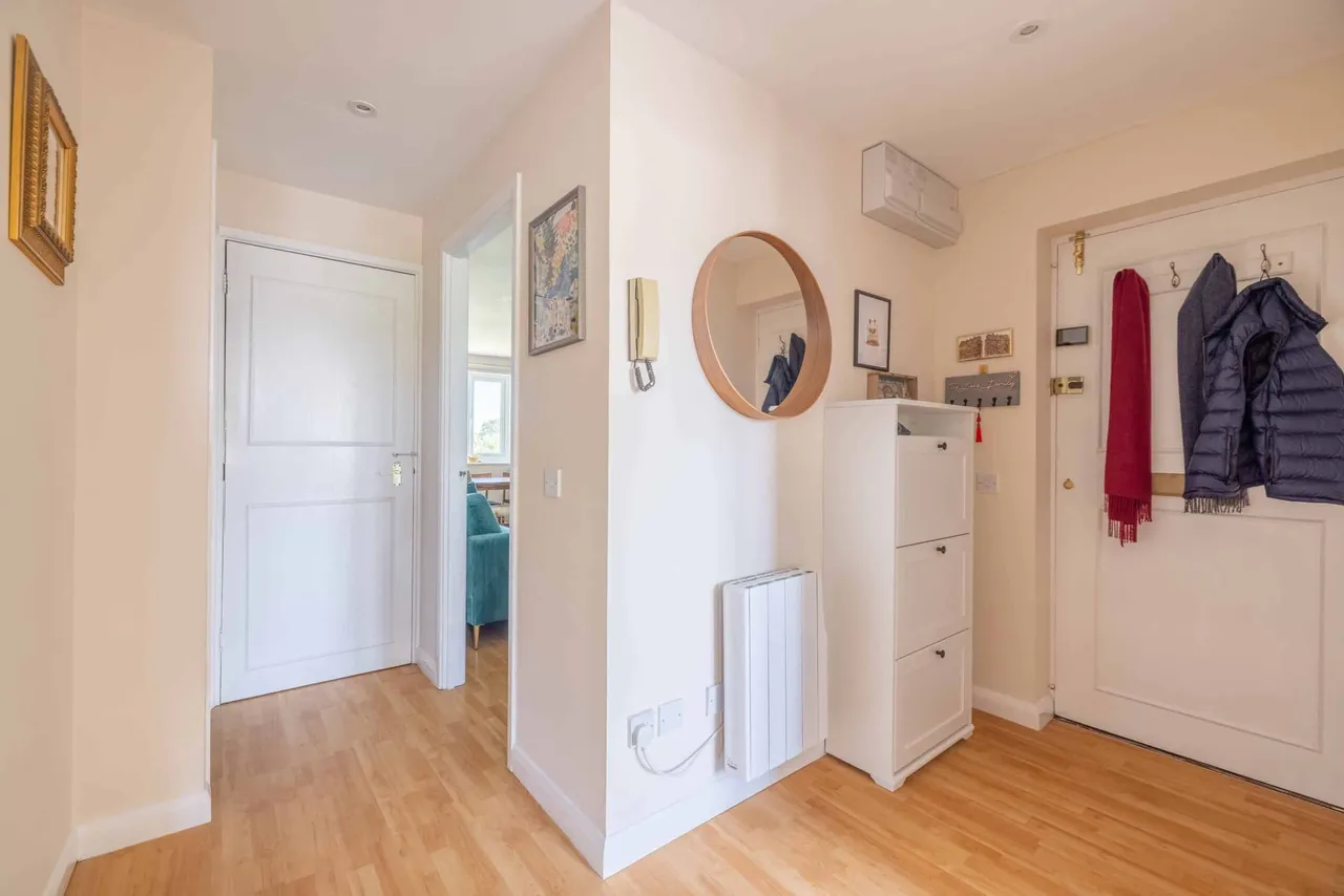 Cleves Court, Firs Ave, Windsor, Berkshire, SL4 4EF, photo 9