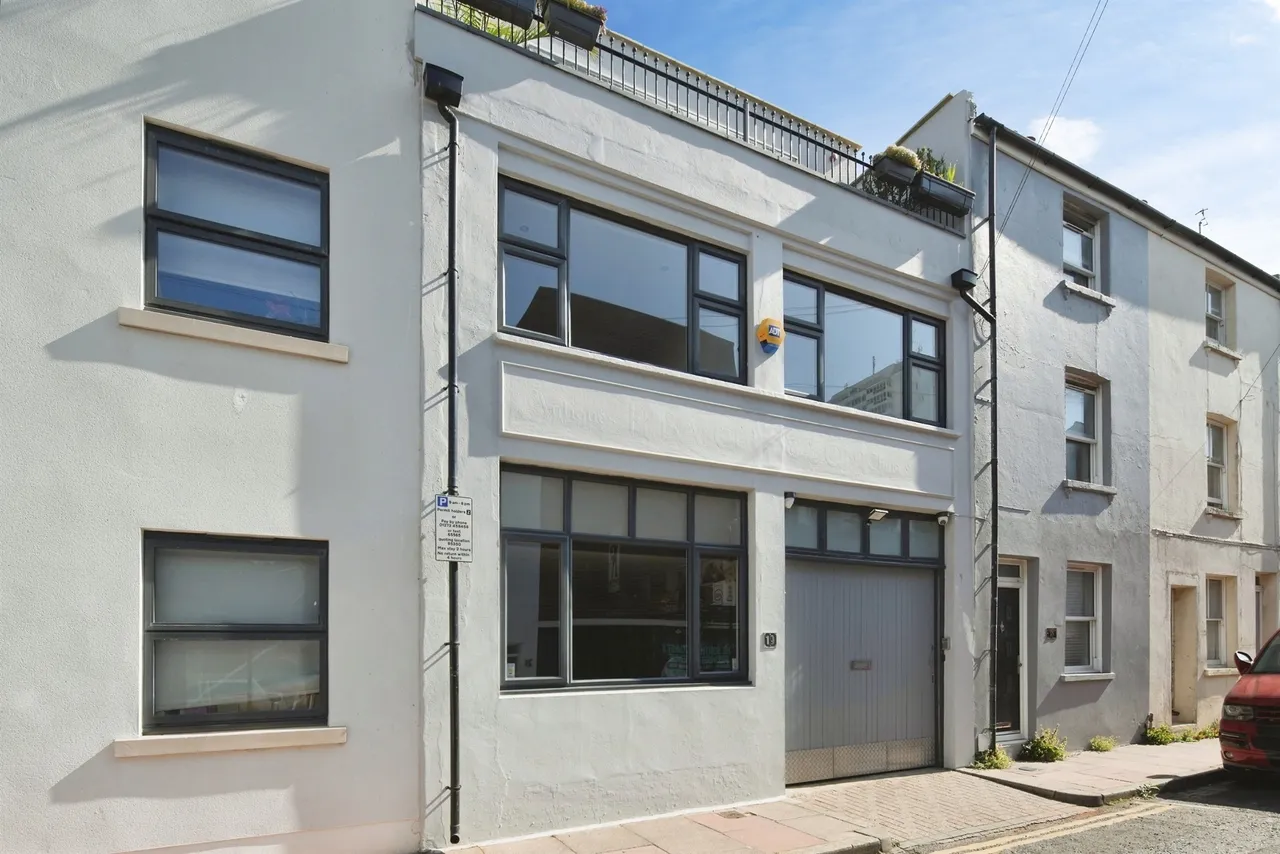 4 bed house for sale — Castle Street, Brighton