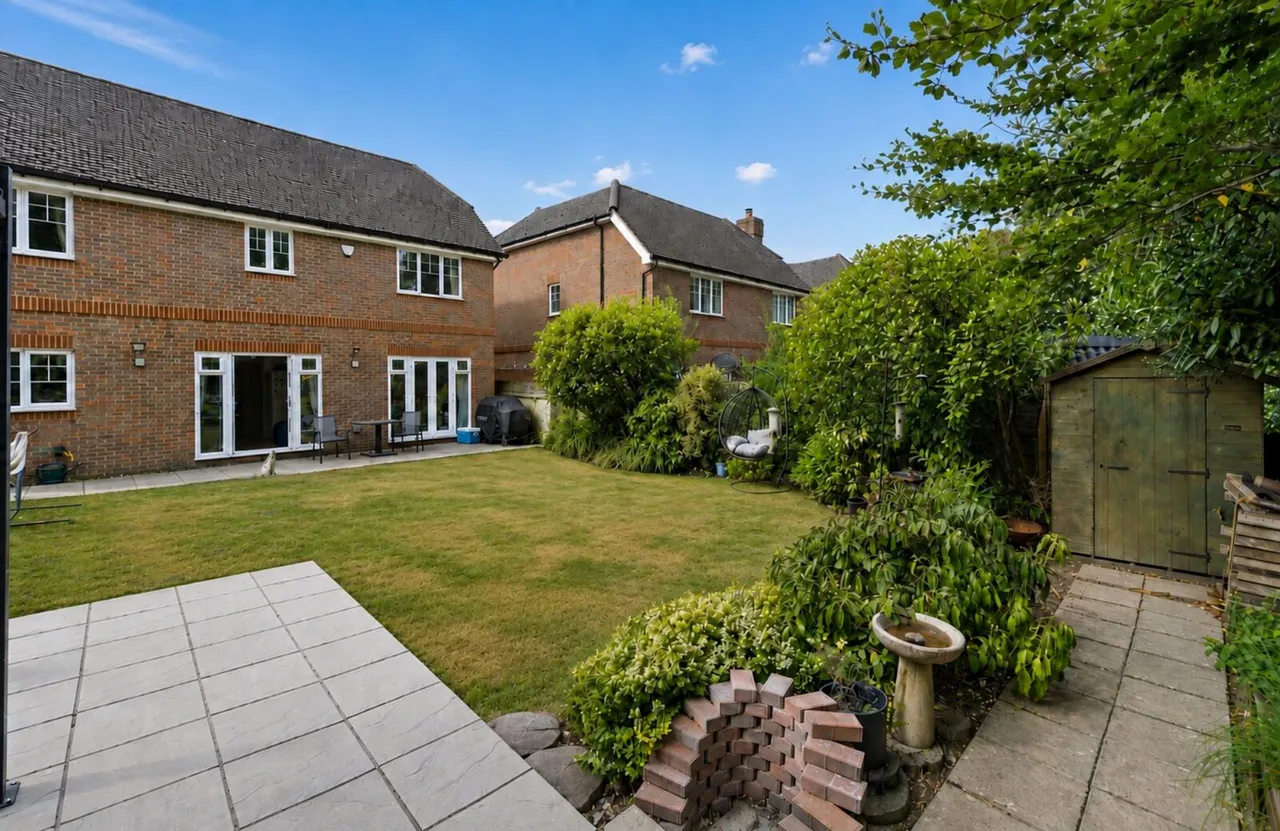 Birch Grove, Felbridge, East Grinstead, East Grinstead, RH19 2TS, photo 27