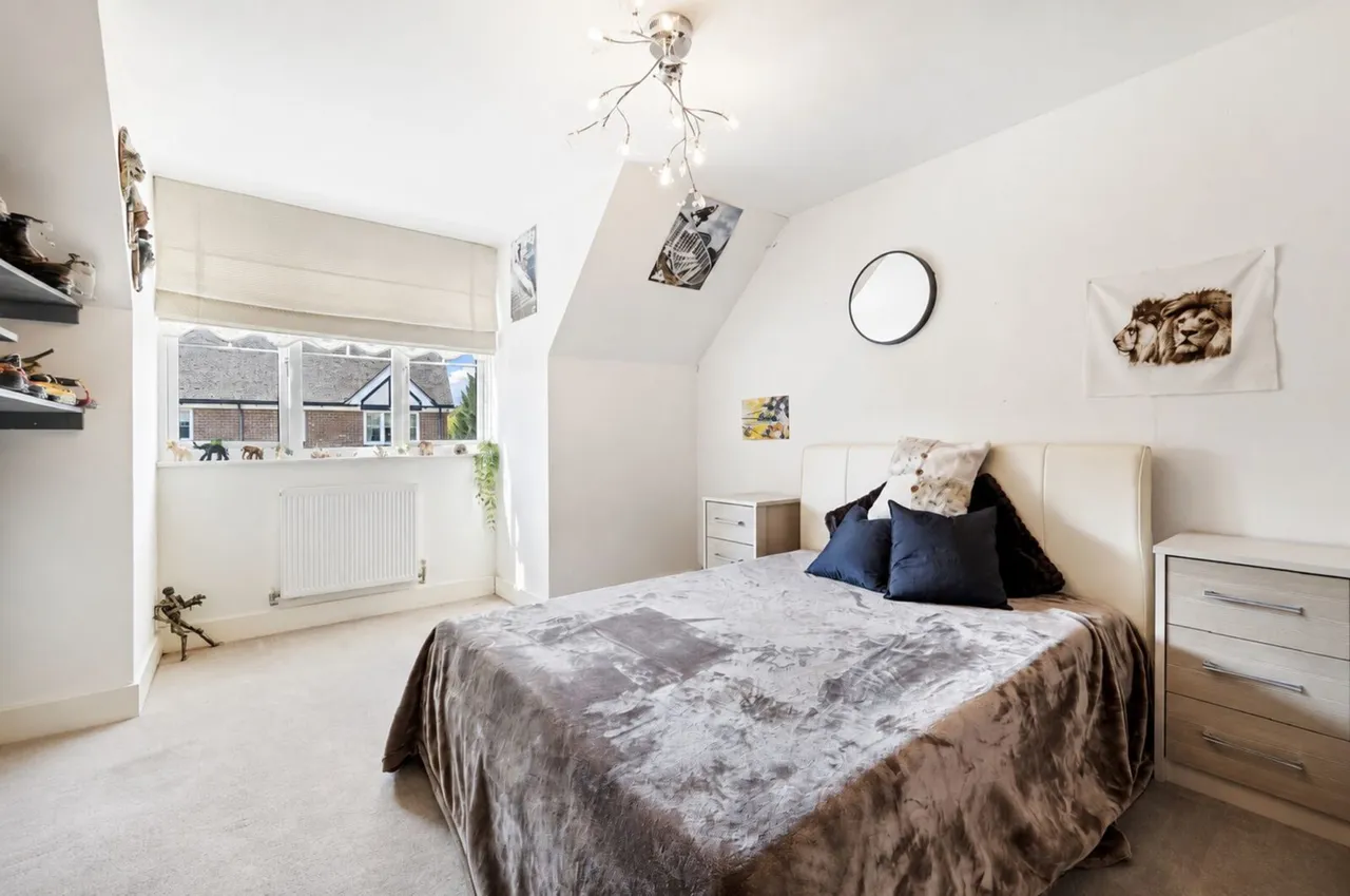 Birch Grove, Felbridge, East Grinstead, East Grinstead, RH19 2TS, photo 21