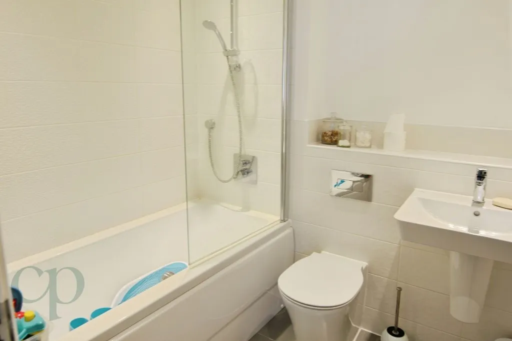 Axon Paddock Shefford, SG17, photo 11