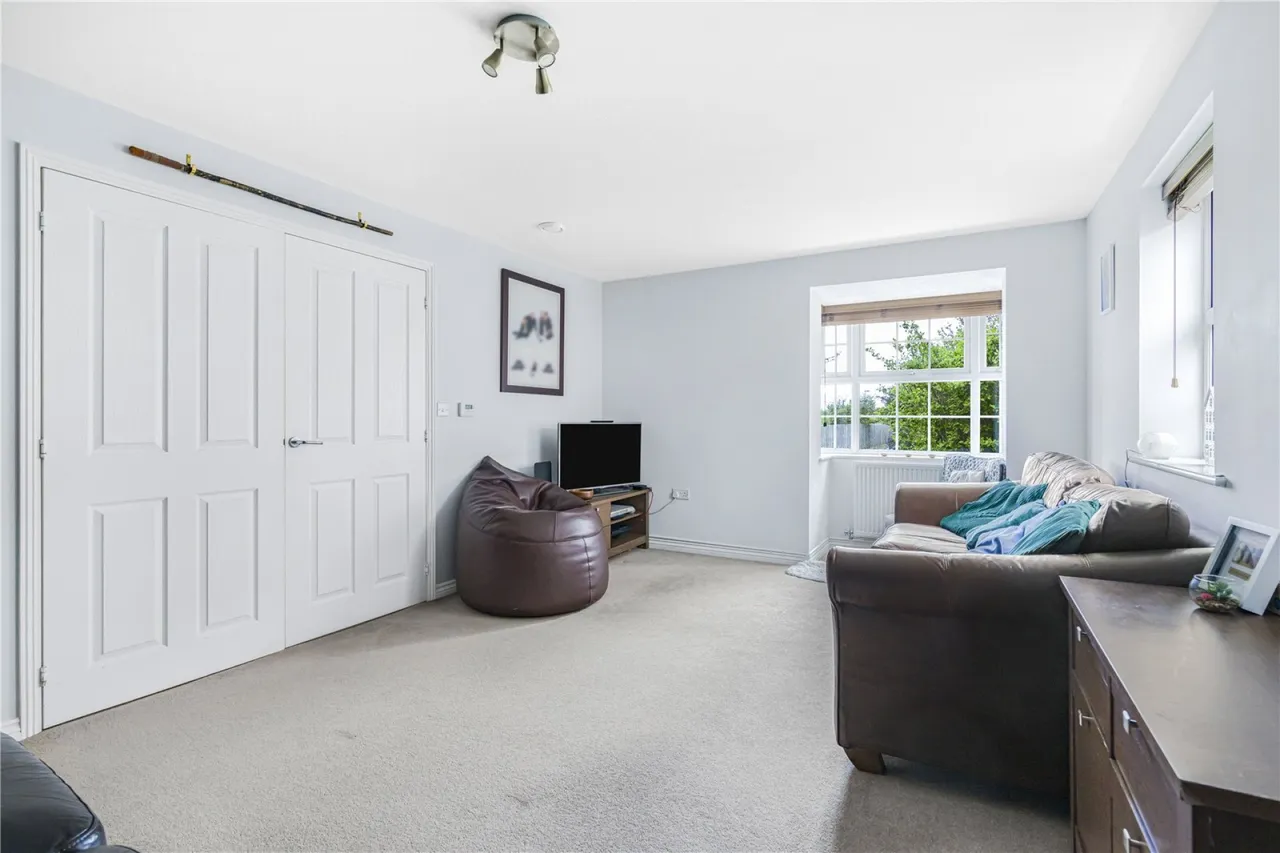 Kiln Avenue, Chinnor, OX39, photo 17
