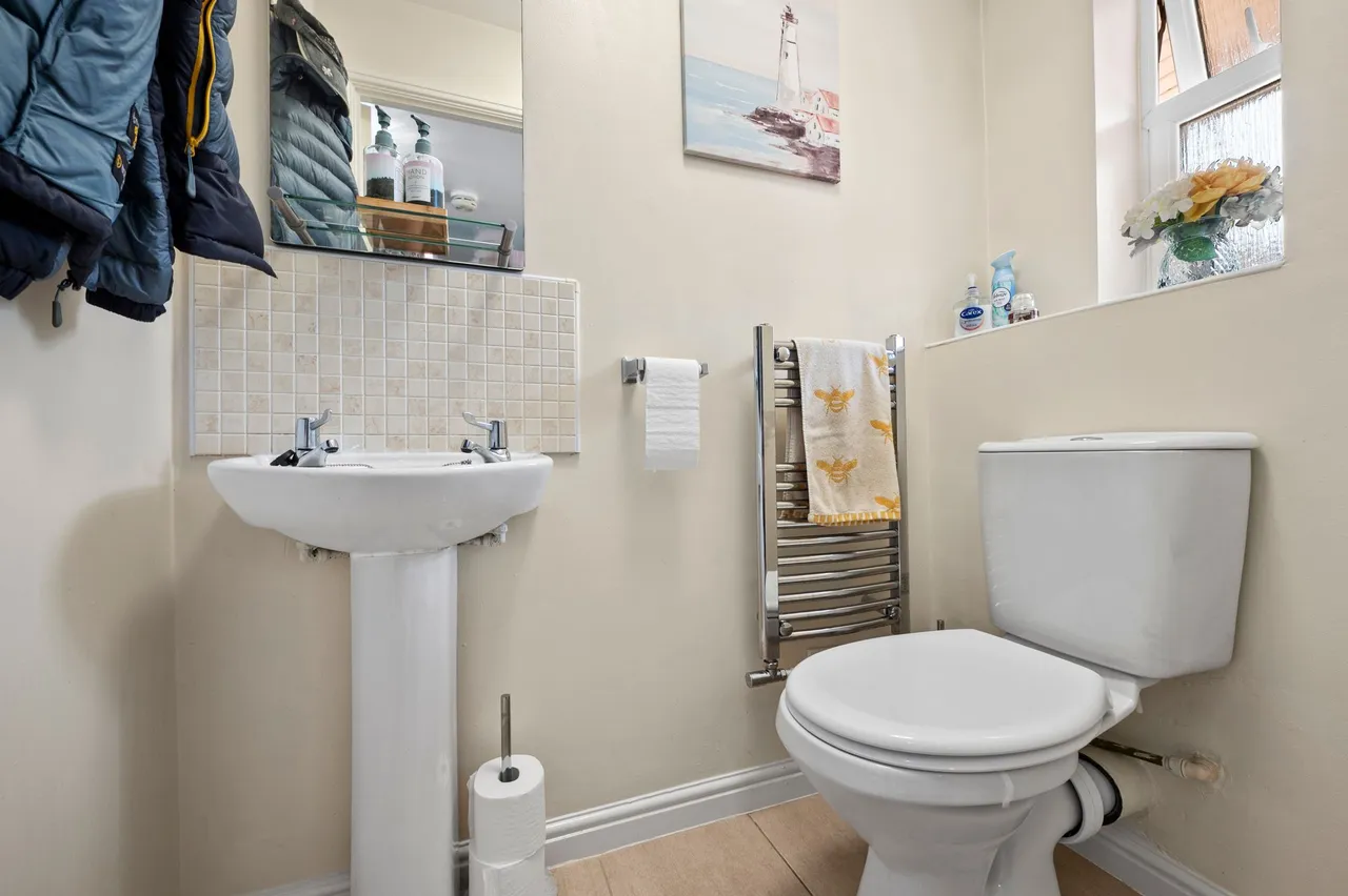Templeton Drive, Fearnhead, Warrington, WA2 0WR, photo 17