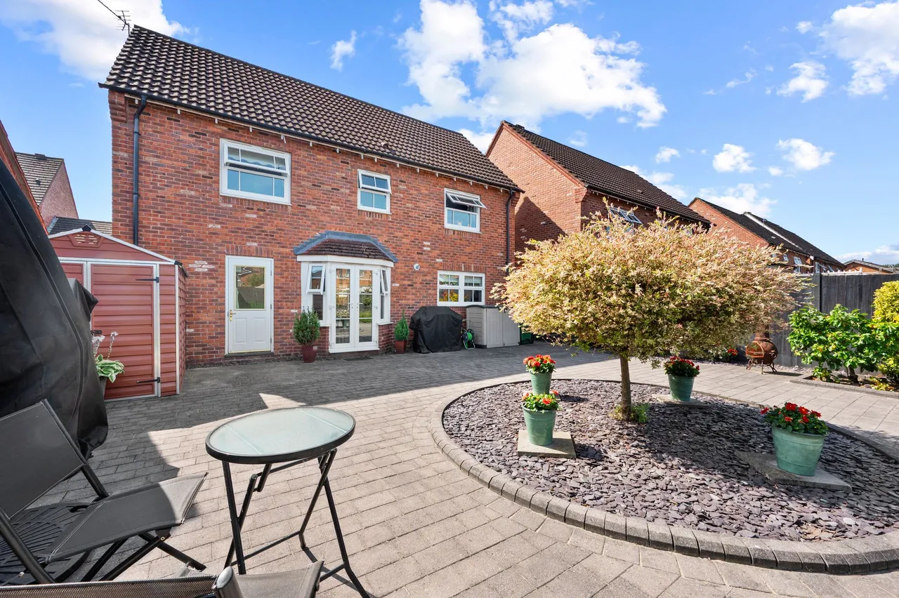 Templeton Drive, Fearnhead, Warrington, WA2 0WR, photo 4