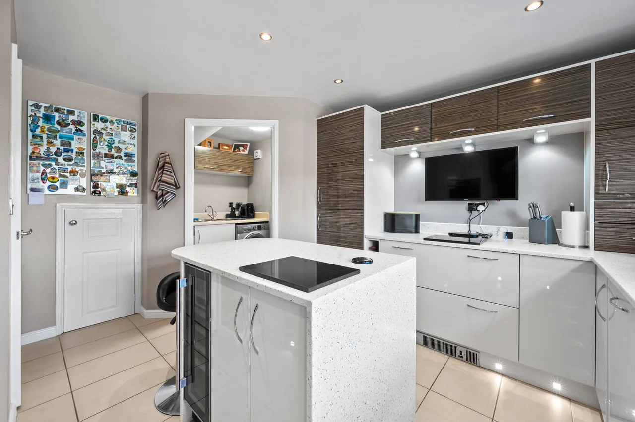 Templeton Drive, Fearnhead, Warrington, WA2 0WR, photo 14