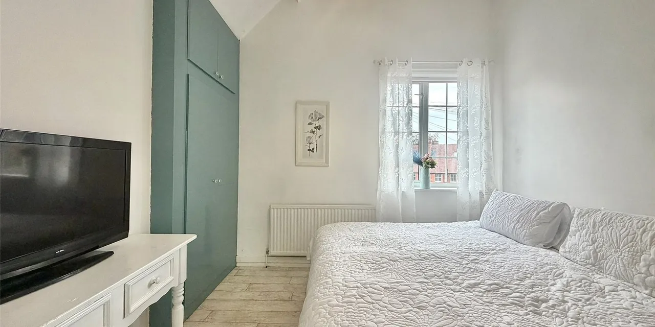 New Chester Road, Wirral, CH62, photo 22