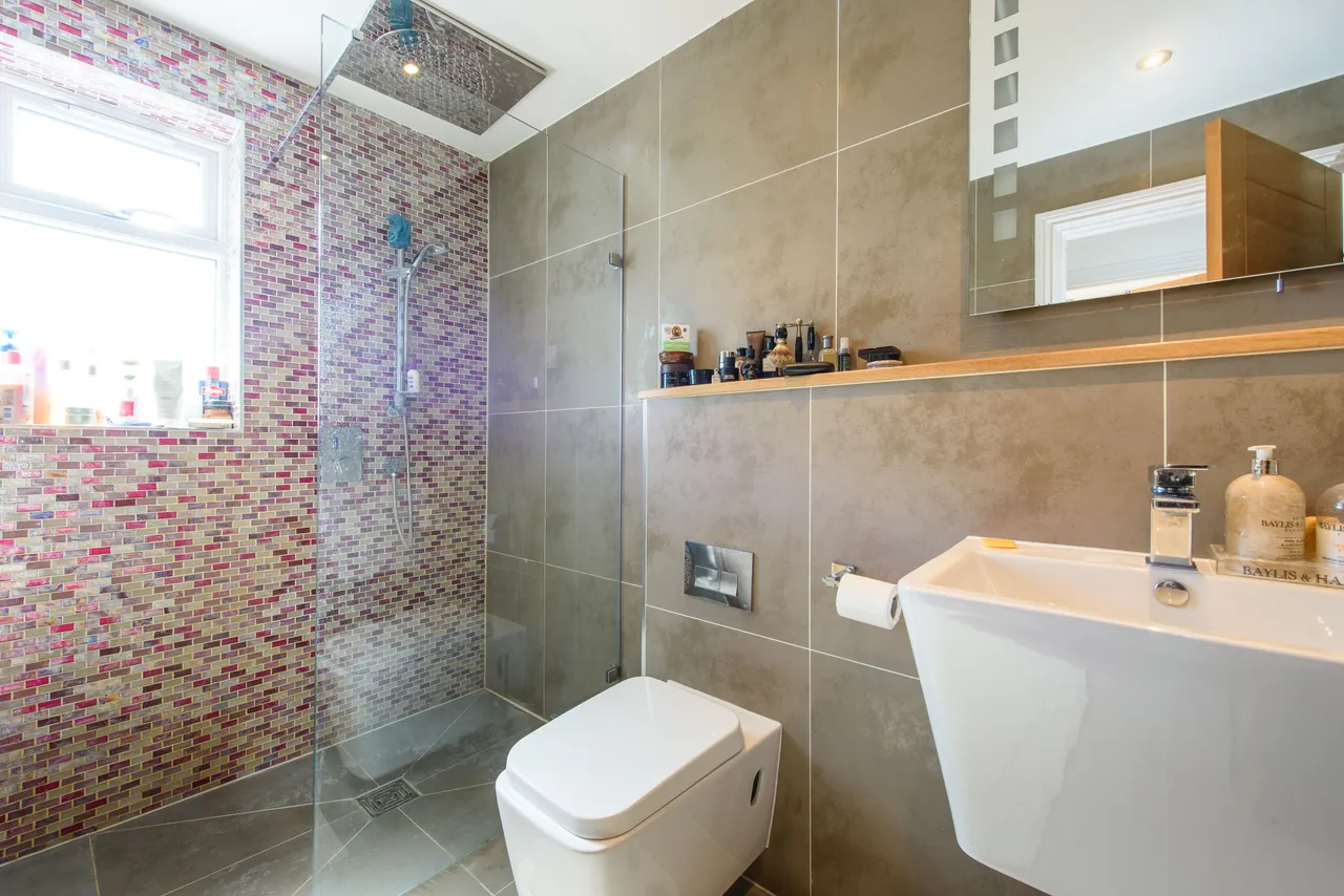 10 Friary Road, London, photo 8
