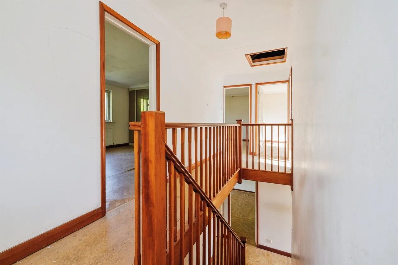 Stag Lane, Chorleywood, WD3, photo 13