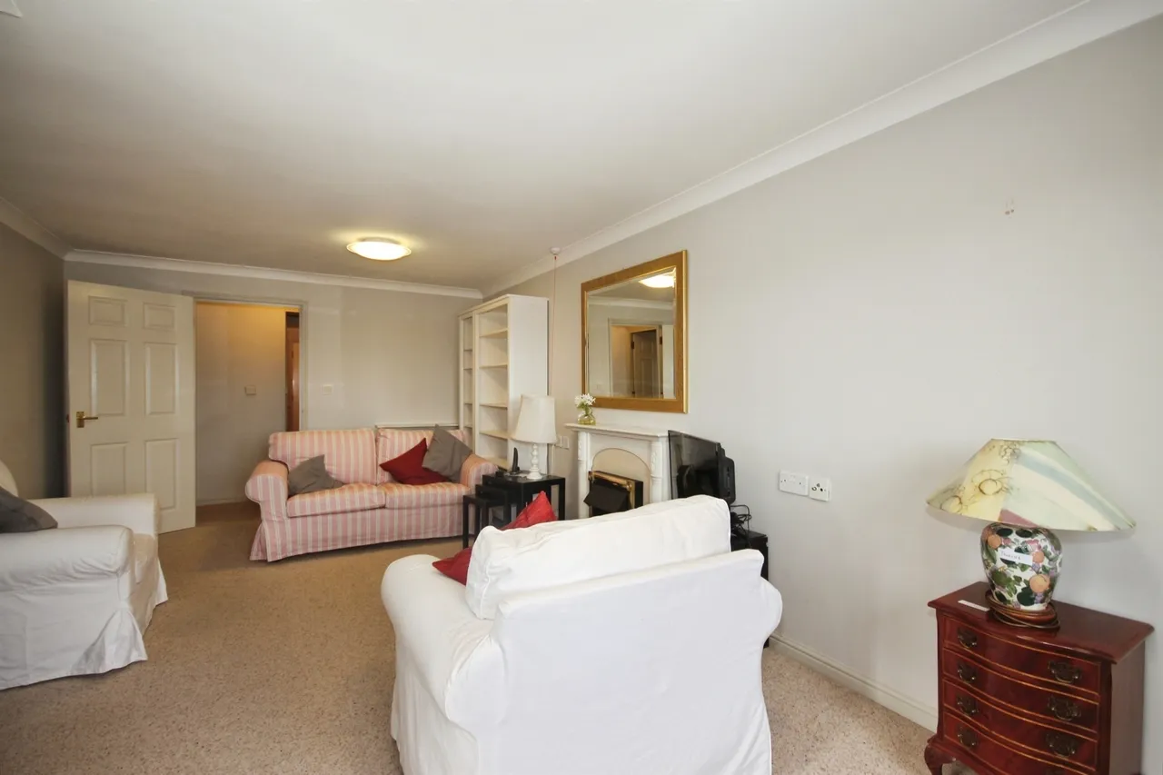Coventry Road, Warwick, photo 6