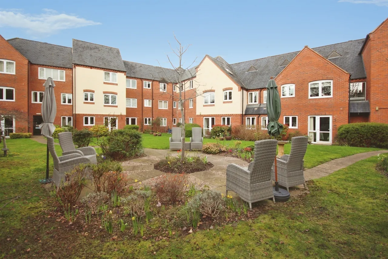 Coventry Road, Warwick, photo 10