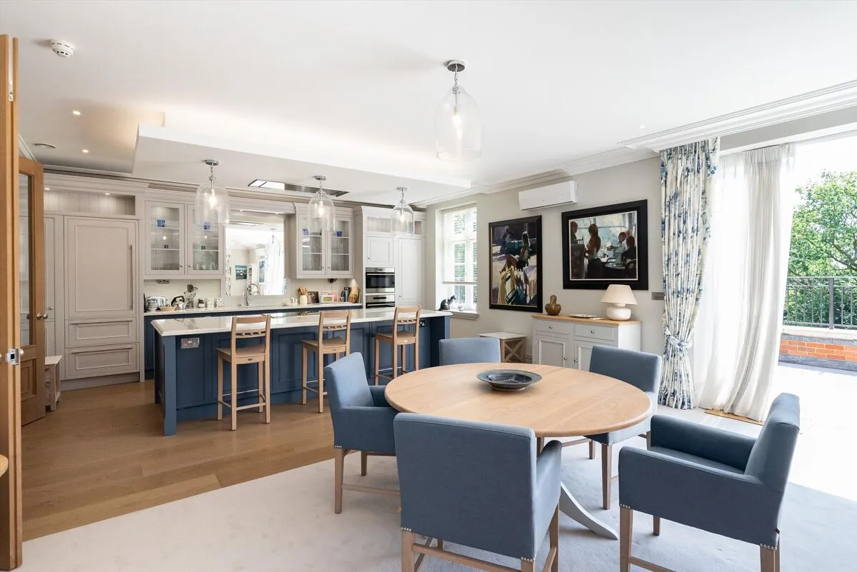 Park Hill Drive, Cobham, KT11, photo 3