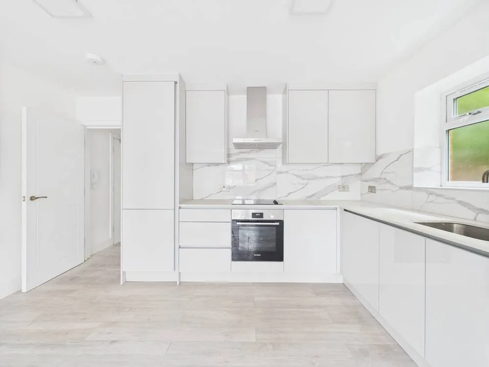 Shelson Avenue, Feltham, TW13, photo 15