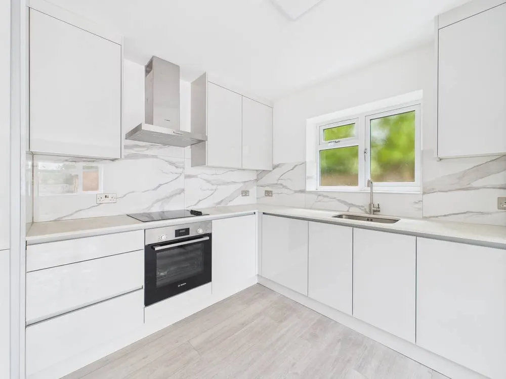 Shelson Avenue, Feltham, TW13, photo 13
