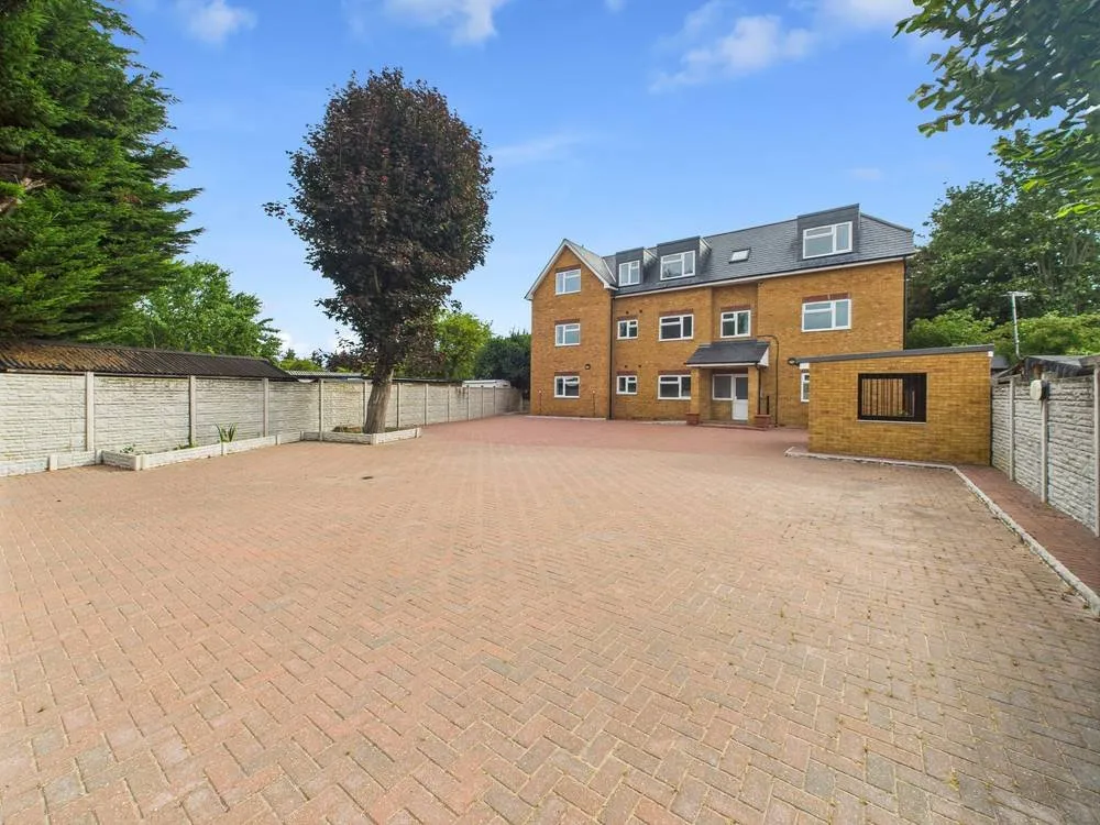Shelson Avenue, Feltham, TW13, photo 10
