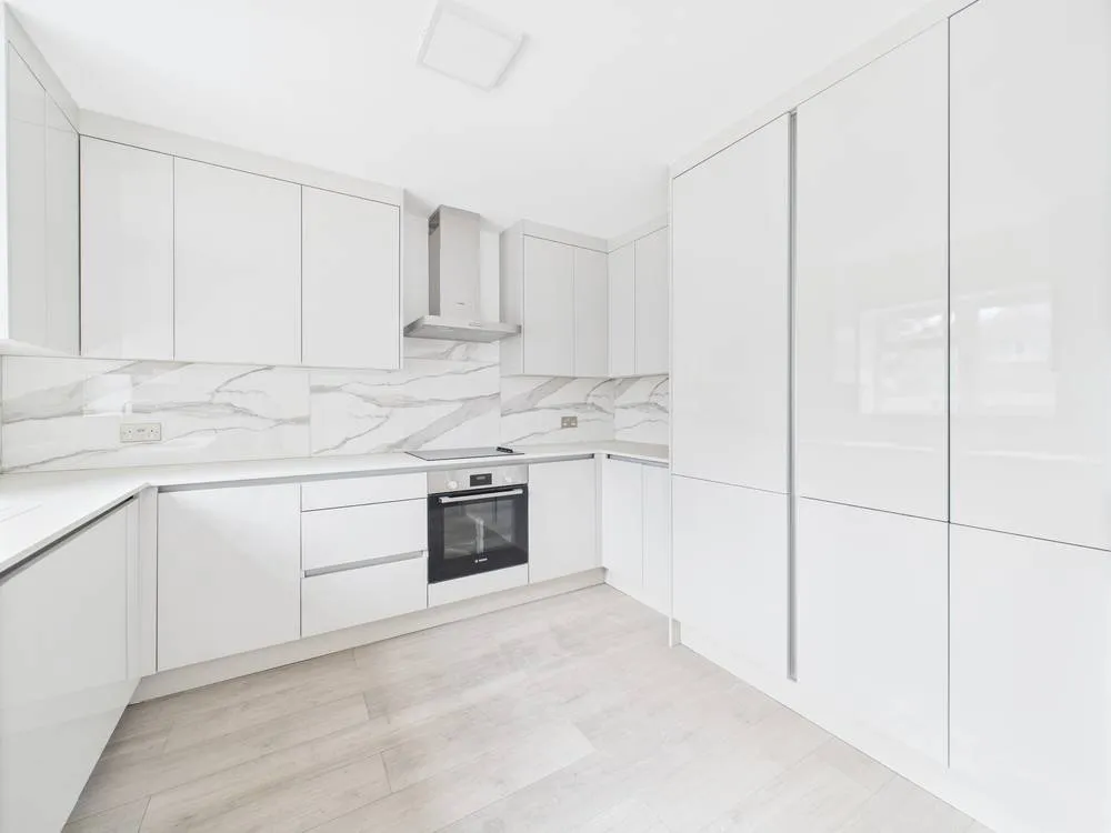 Shelson Avenue, Feltham, TW13, photo 19