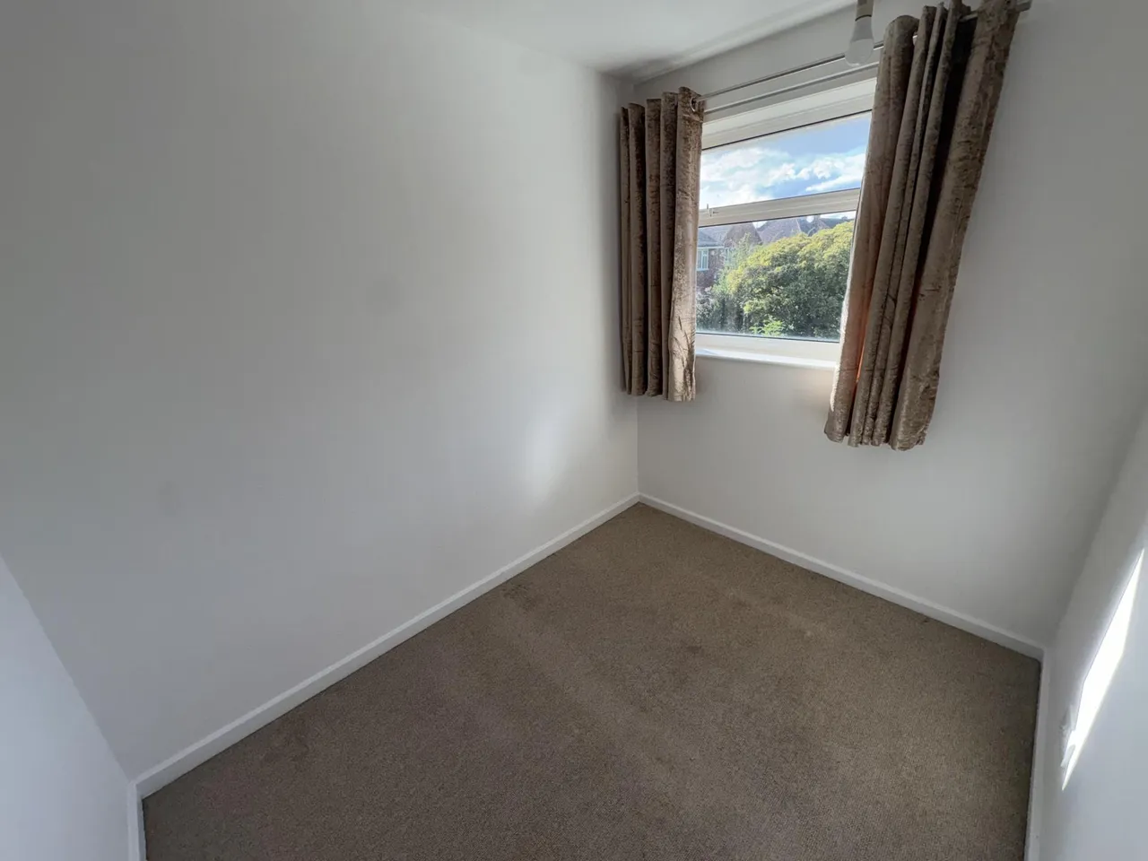 Lynden Avenue, Nottingham, NG10, photo 9