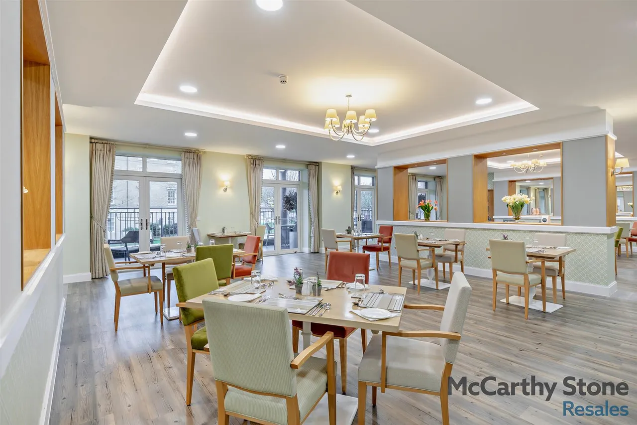 Bowes Lyon Place, Poundbury, DT1, photo 11