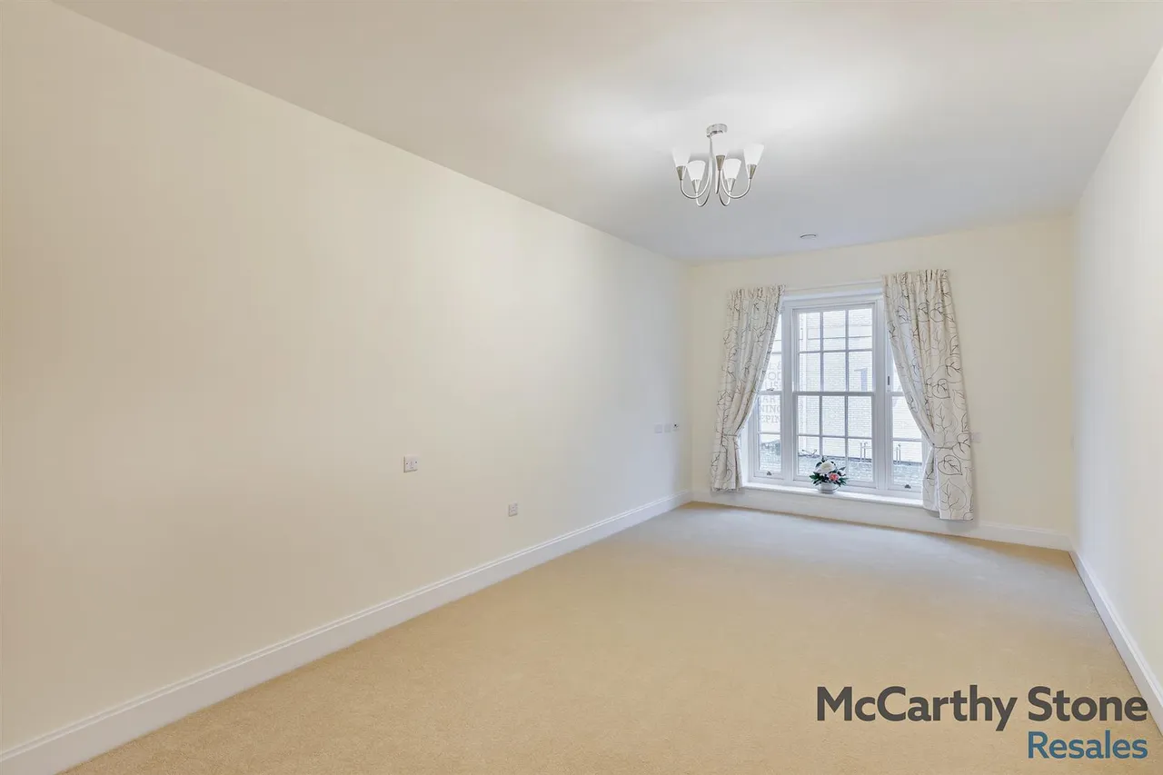 Bowes Lyon Place, Poundbury, DT1, photo 5