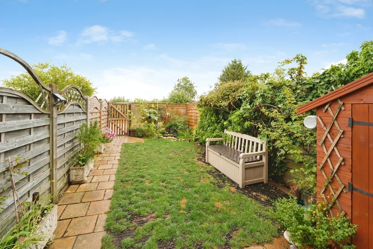 Sandhurst Lane, GLOUCESTER, Gloucestershire, GL2, photo 14