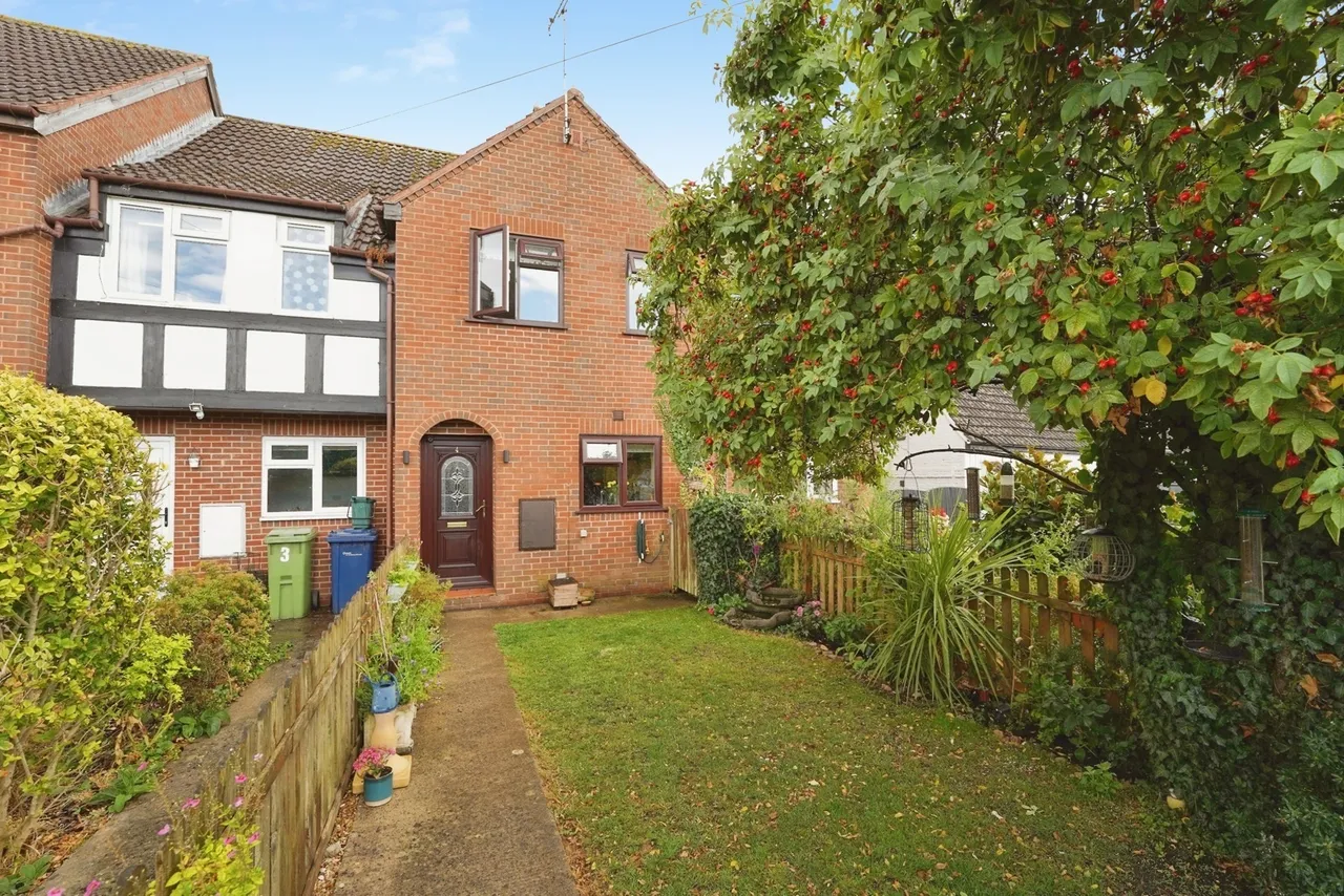 Sandhurst Lane, GLOUCESTER, Gloucestershire, GL2, photo 11