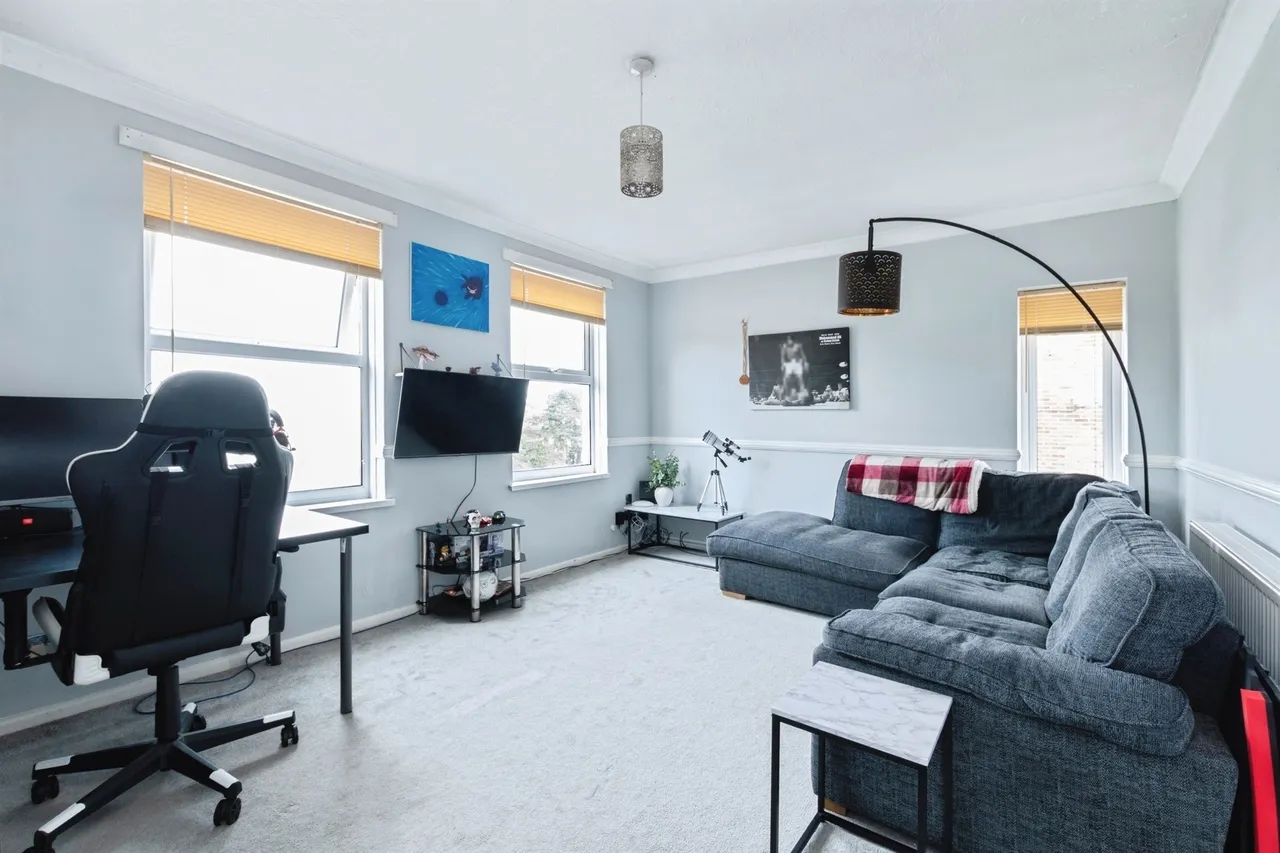 Gillam Road, Bournemouth, BH10, photo 5