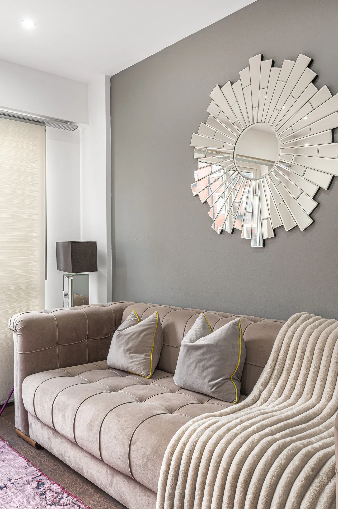 15 Griffin House, 4 Aviation Drive, London, photo 8