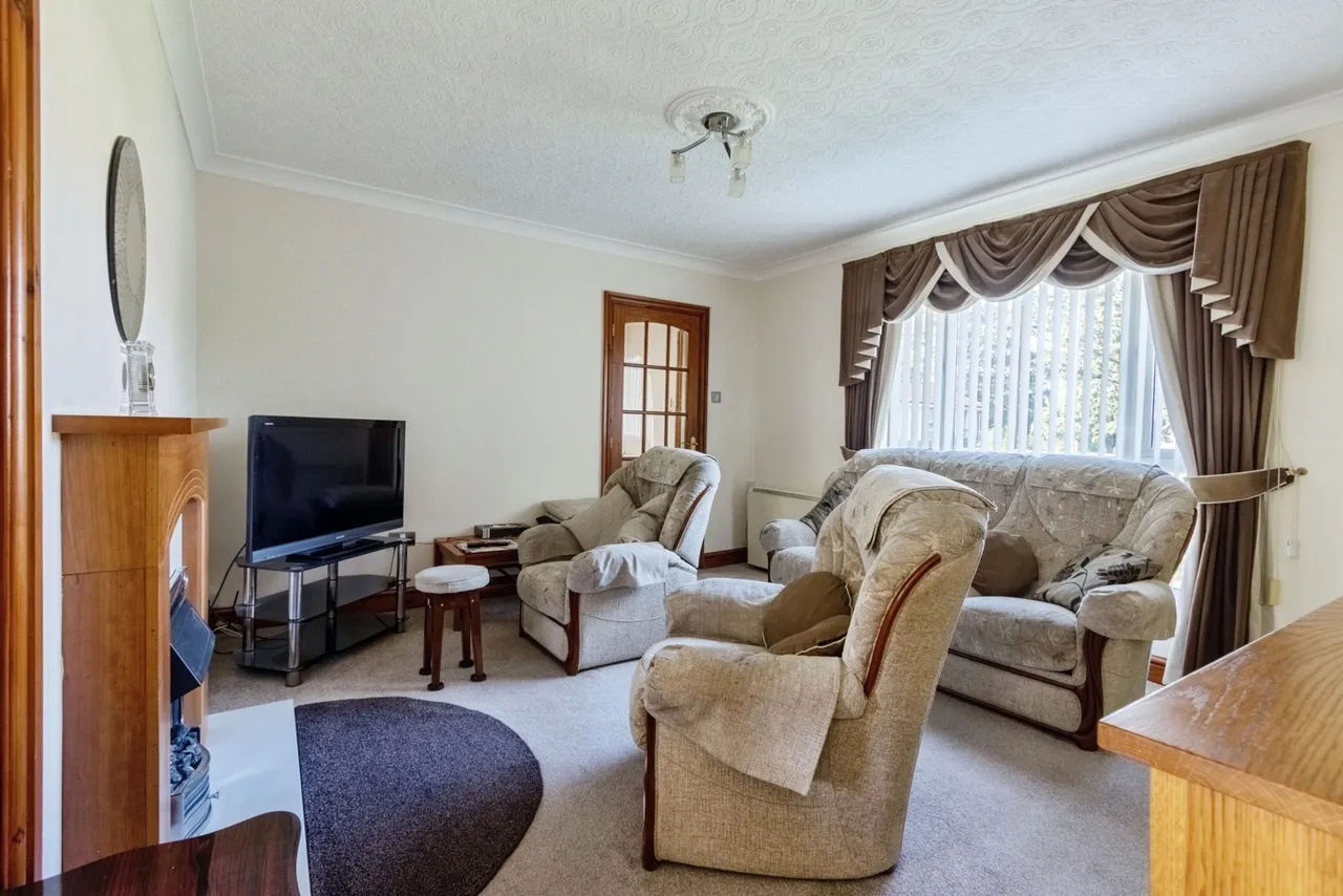 Windermere Road, WAKEFIELD, West Yorkshire, WF2, photo 2