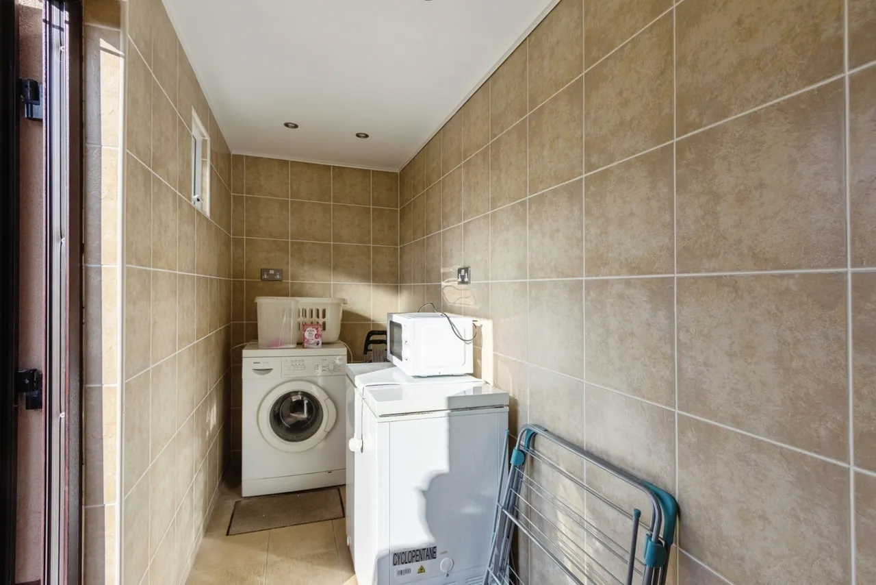Windermere Road, WAKEFIELD, West Yorkshire, WF2, photo 10